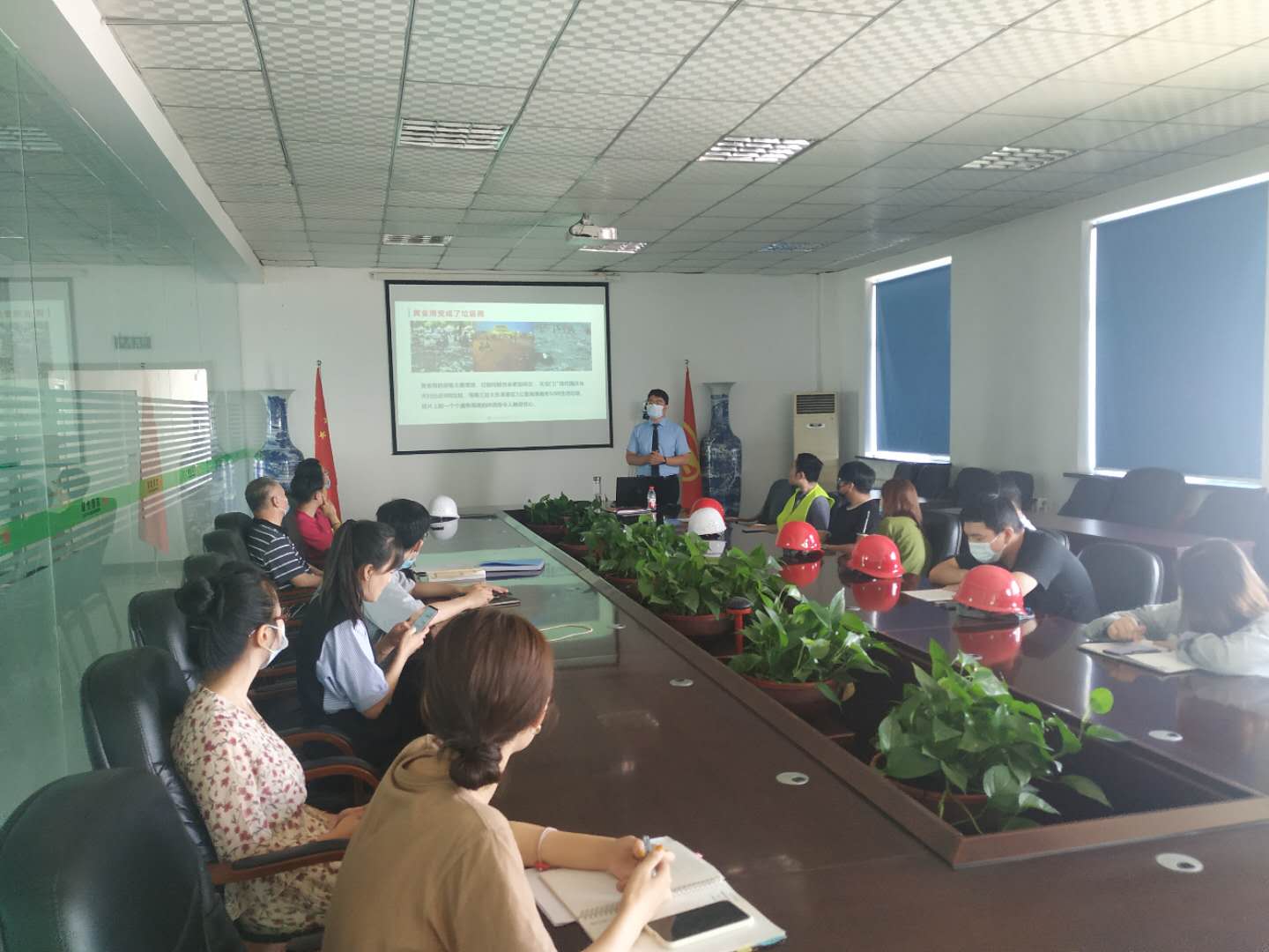 AC米兰官网-机关事业单位正式进入紧日子时代这些费用一律不报